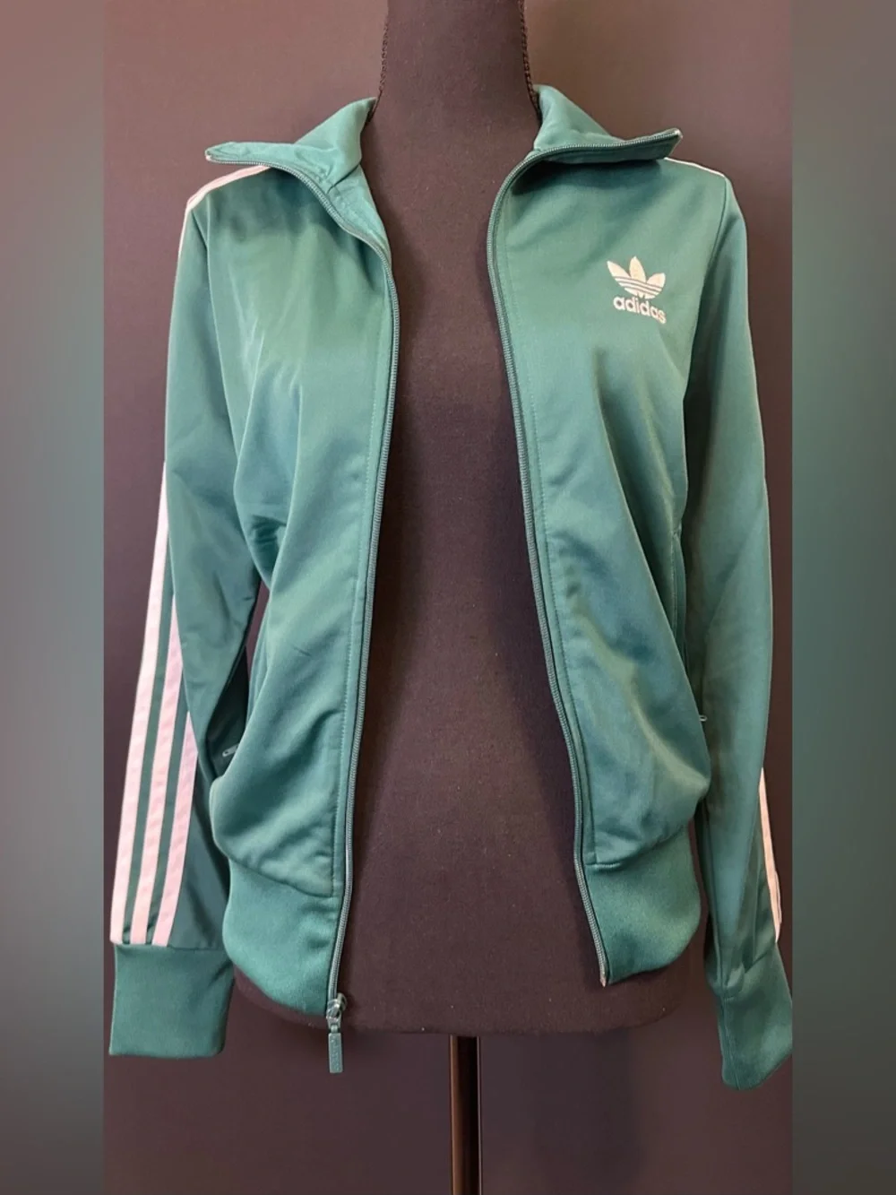 #134- NEW adidas Adicolor Classics Firebird Track Top - Picture 6 of 14